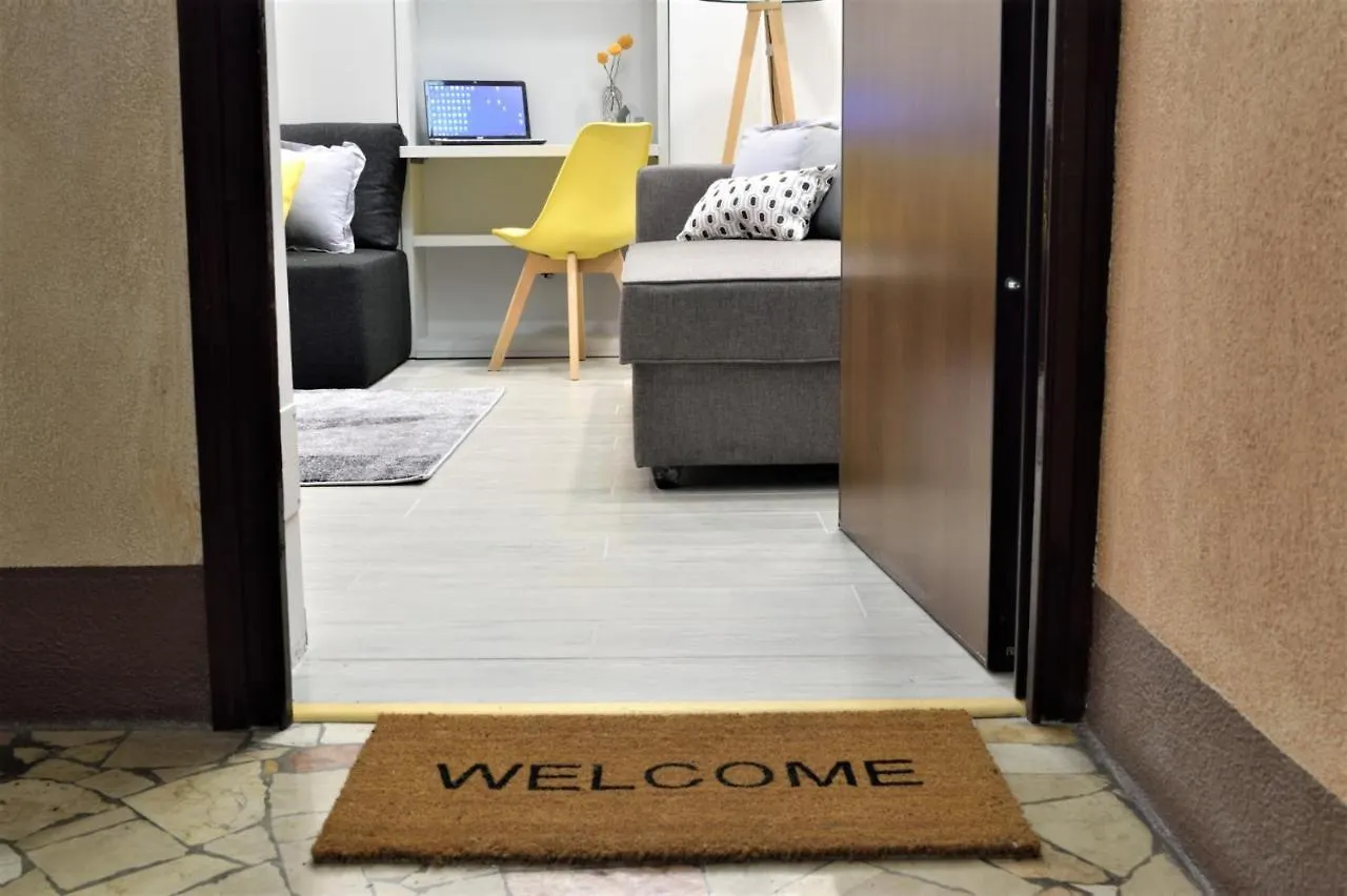 Easylife - Monolocale Confortevole E Rilassante Nel Quartiere Solari, Dotato Di Ogni Comfort Apartment Milan Italy